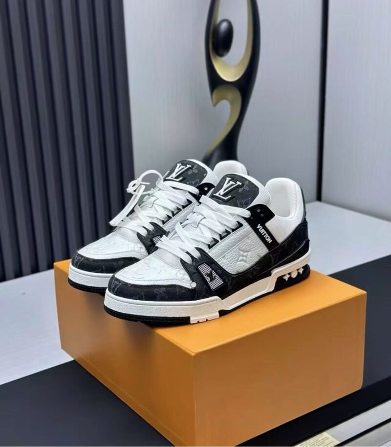 Luxury shoe